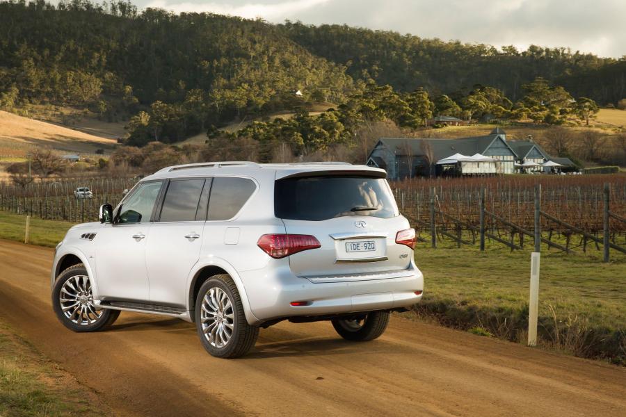  Infiniti QX80 5.6 2015 года  (AU) (фото 16 из 30)